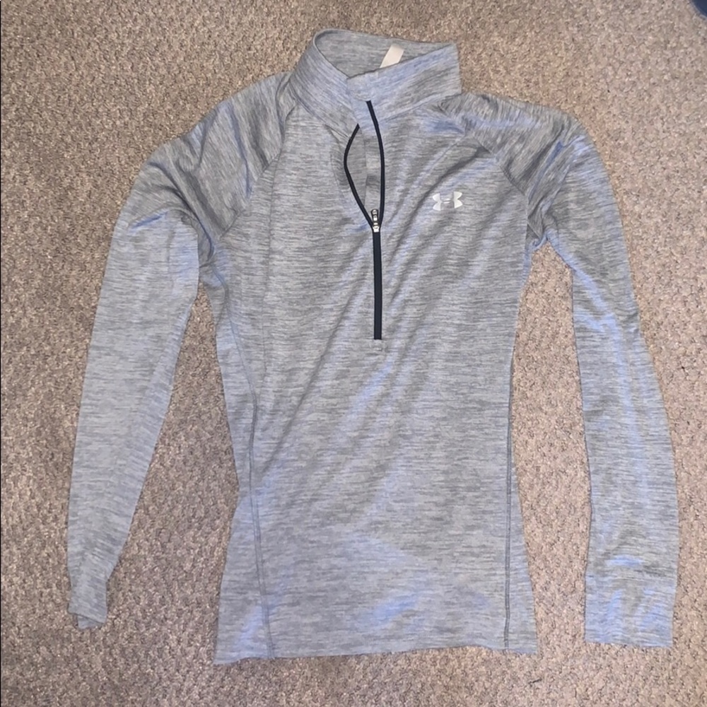 Long sleeve quarter zip